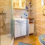 Apartament Gorgeous In With Kitchen *
