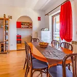 Gorgeous In With Kitchen Apartament